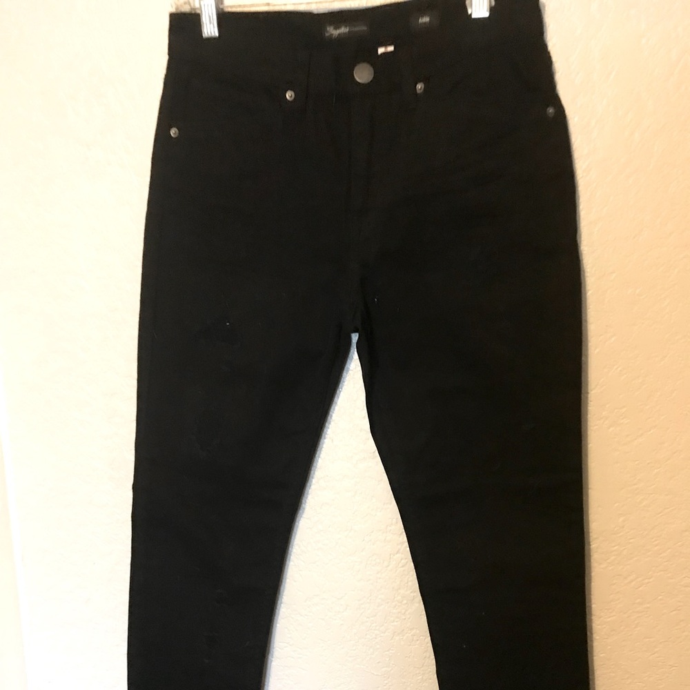 Nordstrom Rack Distressed Frayed Ankle Jeans-NWOT